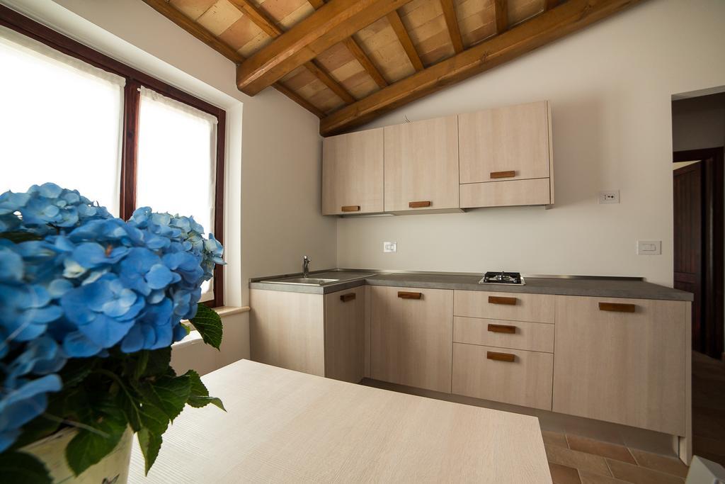 Moretti Village - B&B Чивитанова-Марке Экстерьер фото